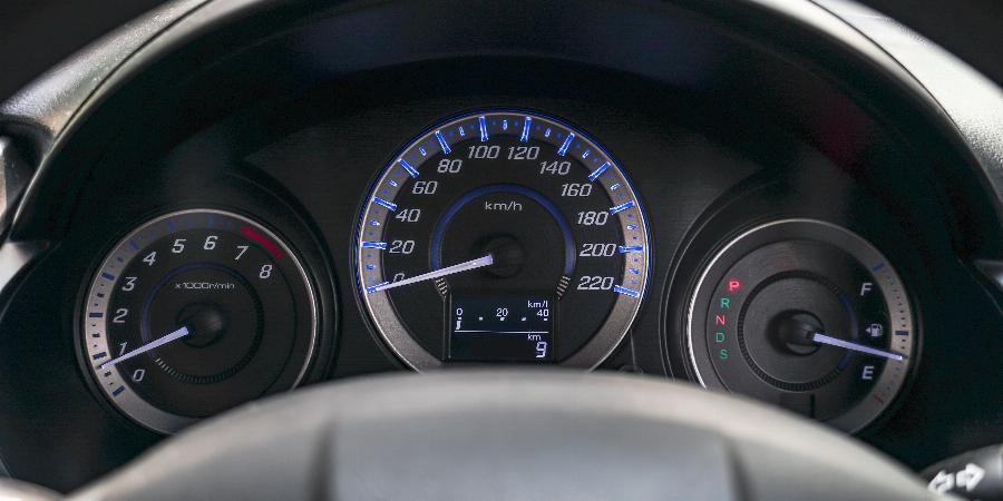 banner of 6 Tips for Better Gas Mileage in Summer