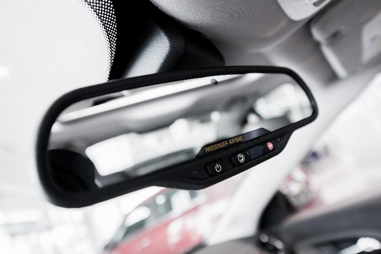 main of Rearview Mirrors To Be Gradually Replaced With Cameras on New Vehicles
