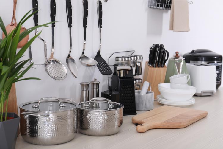 main of 6 Kitchen Gadgets Make Your Cooking Time Easier