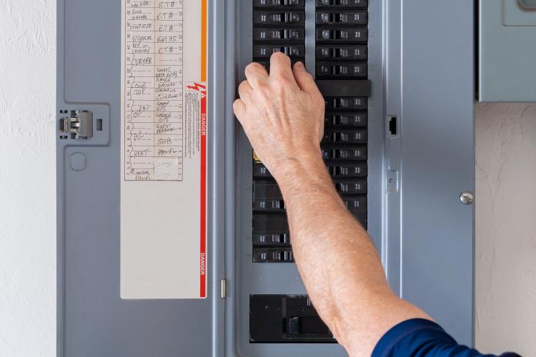 main of epairing an Electrical Panel Should Be Done Safely and Correctly